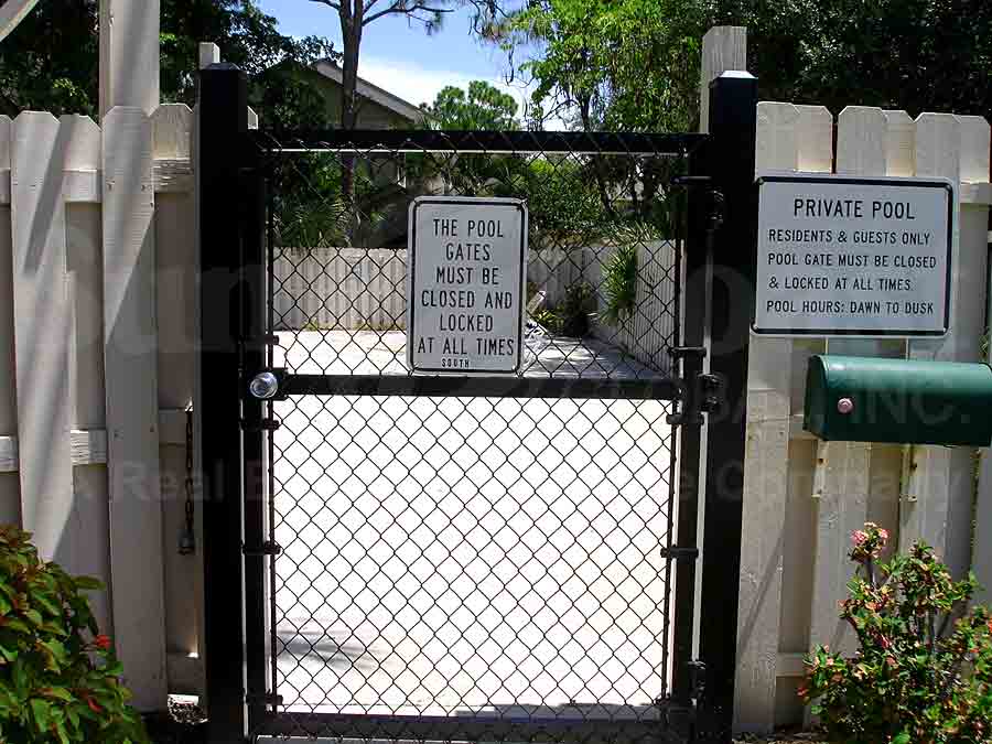 Pelican Ridge Pool Gate
